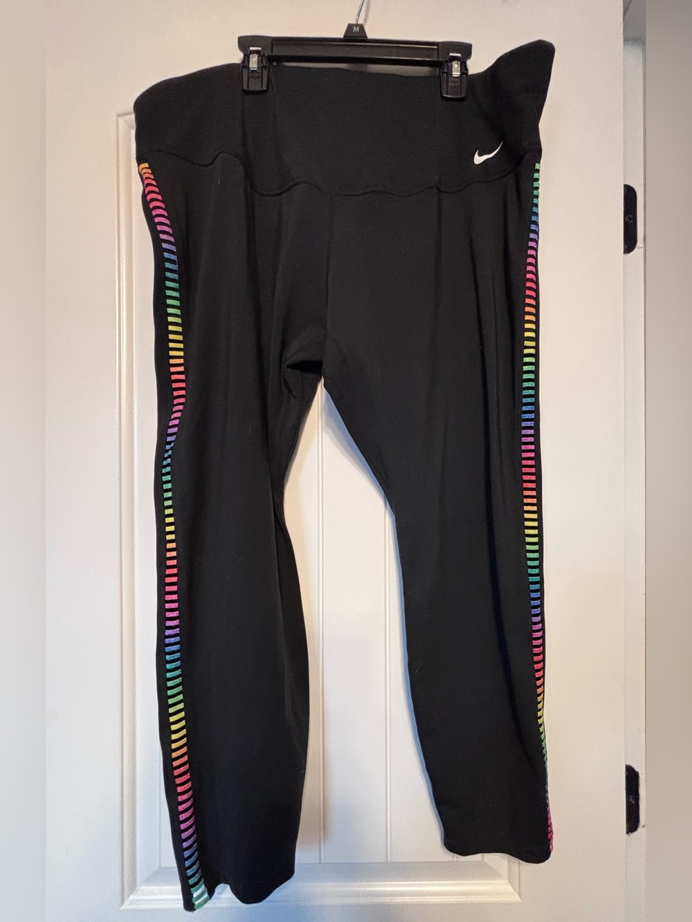 Women’s Nike Dri Fit One Rainbow Ladder Performance Ankle Black Leggings,Pride2X